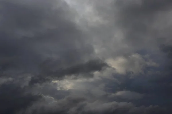 Céu Escuro Com Nuvens Chuva Outono Tempo Chuvoso — Fotografia de Stock