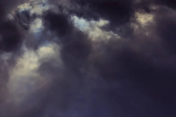 Темное Небо Дождевыми Облаками Осенняя Дождливая Погода — стоковое фото