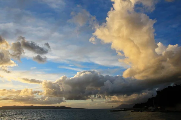 Blue Sky White Clouds — Stock Photo, Image