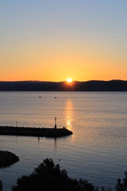 Adriyatik Denizi üzerinde gün batımı