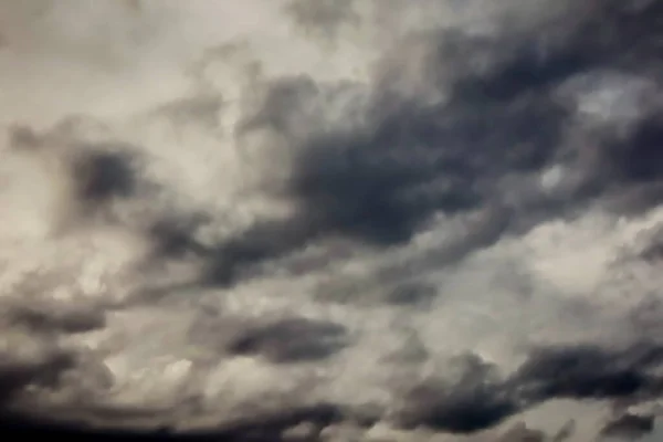 Langit Gelap Dengan Awan Hujan — Stok Foto