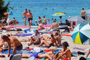 Makarska, Hırvatistan, 22 Mart 2022 Hırvatistan 'ın güneyindeki ünlü turizm beldesi 