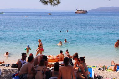 Makarska, Hırvatistan, 22 Mart 2022 Hırvatistan 'ın güneyindeki ünlü turizm beldesi 