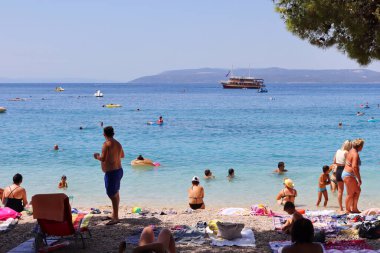 Makarska, Hırvatistan, 22 Mart 2022 Hırvatistan 'ın güneyindeki ünlü turizm beldesi 