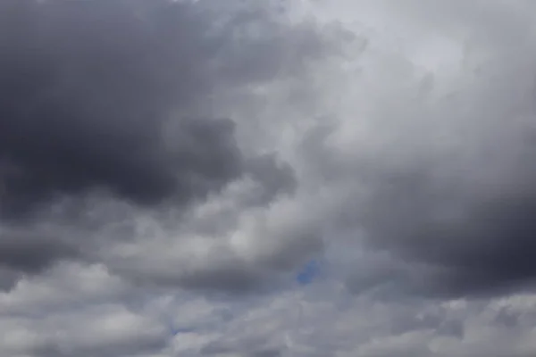 Cielo Blu Con Nuvole Bianche — Foto Stock