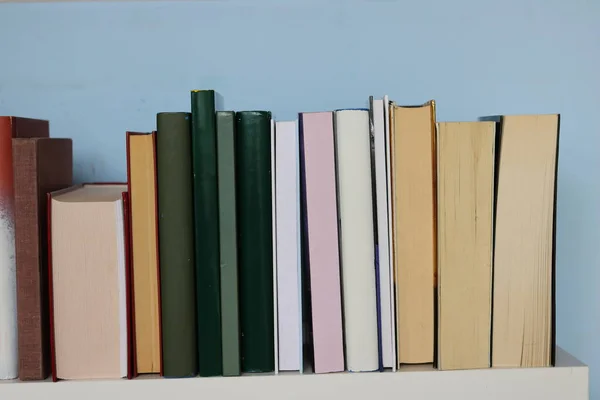 Colored Books Shelf — Stock Photo, Image