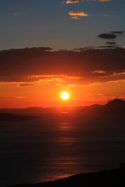 Adriyatik Denizi üzerinde güzel bir gün batımı
