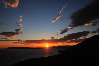 Adriyatik Denizi üzerinde güzel bir gün batımı