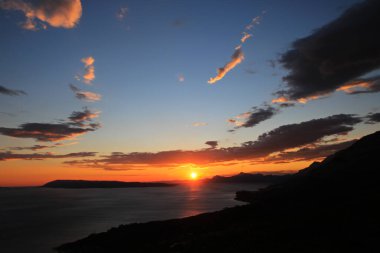 Adriyatik Denizi üzerinde güzel bir gün batımı