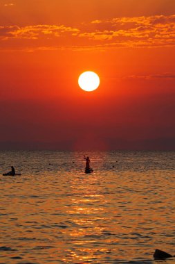 Adriyatik Denizi üzerinde gün batımı