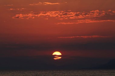Adriyatik Denizi üzerinde gün batımı