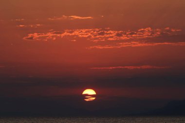 Adriyatik Denizi üzerinde gün batımı