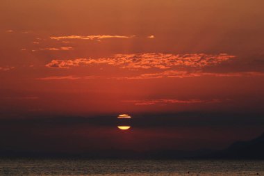 Adriyatik Denizi üzerinde gün batımı