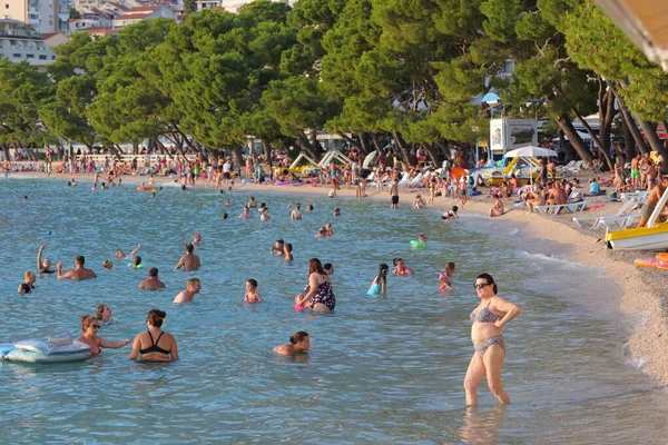 Makarska Croatia 2022Tourists European Countries Enjoy Holidays Sea Beach Makarska — 图库照片
