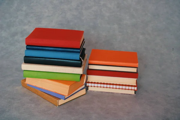 Stoh Knih Dřevěné Pozadí — Stock fotografie