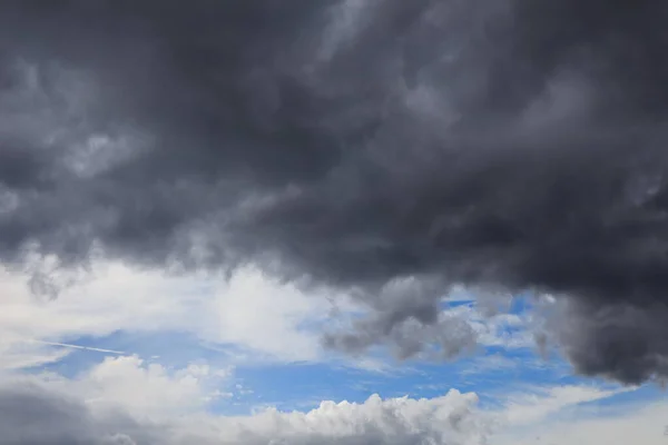 空の劇的な雲 — ストック写真