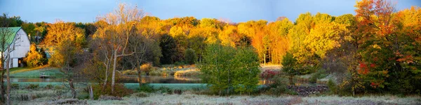 Farbenfrohes Ackerland Wisconsin Mit Teich Herbst Panorama — Stockfoto