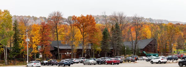 Wausau Wisconsin Usa October 15Th 2022 Sightseers Coming Granite Peak — Stock Photo, Image