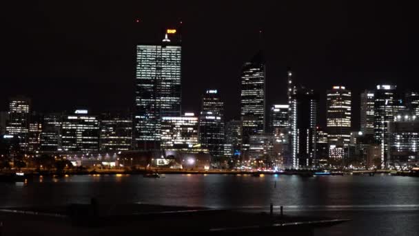 Una Vista Del Horizonte Ciudad Perth Por Noche — Vídeo de stock