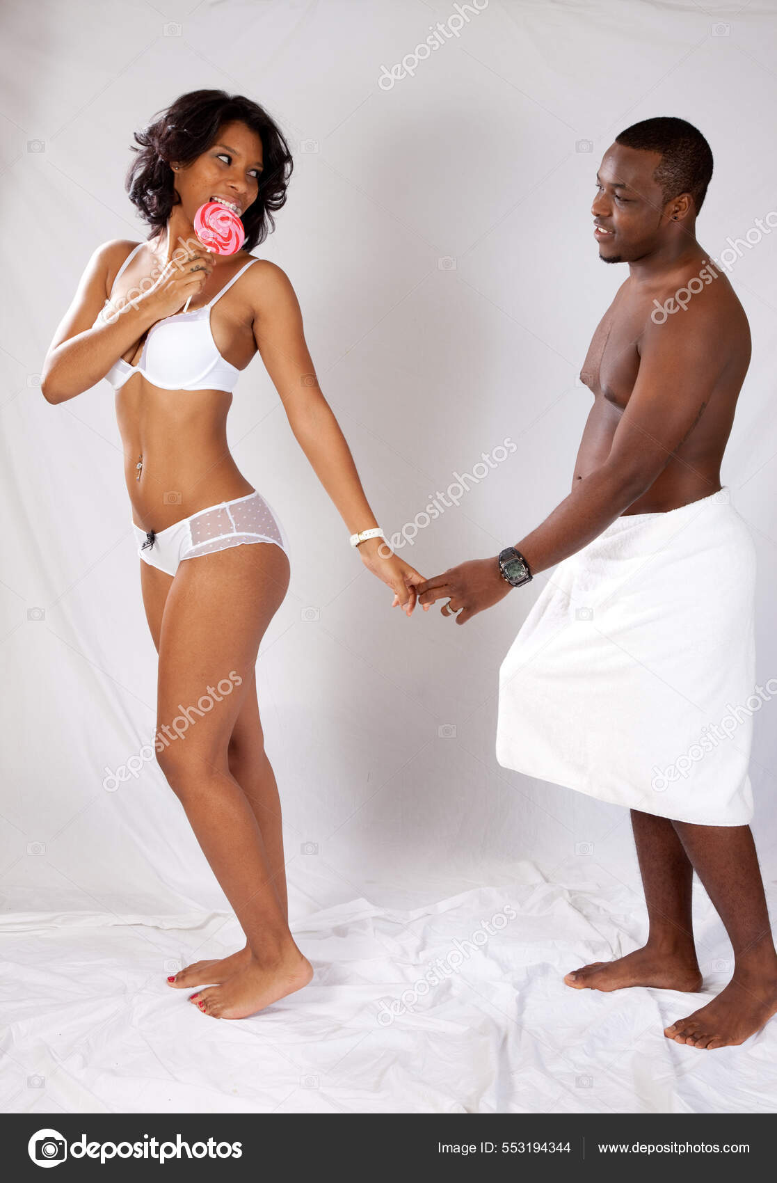 Pareja Romántica Ropa Interior Con Mamón: fotografía de stock © artistallen  #553194344