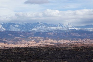 Utah dağlarında kış karı