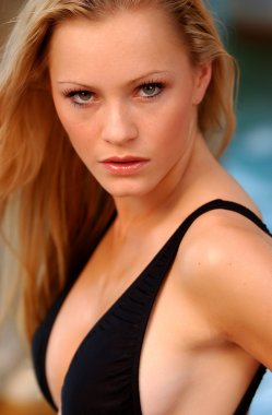 profesyonel model holly kisere - Amerikan rüyasının ekibi kazanan