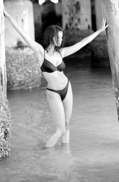 Black and White - Bikini Girl - Passive Look — Stock Photo, Image