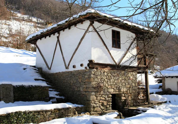 geleneksel Bulgar ev sırasında kış, EDDR, gabrovo, Bulgaristan.
