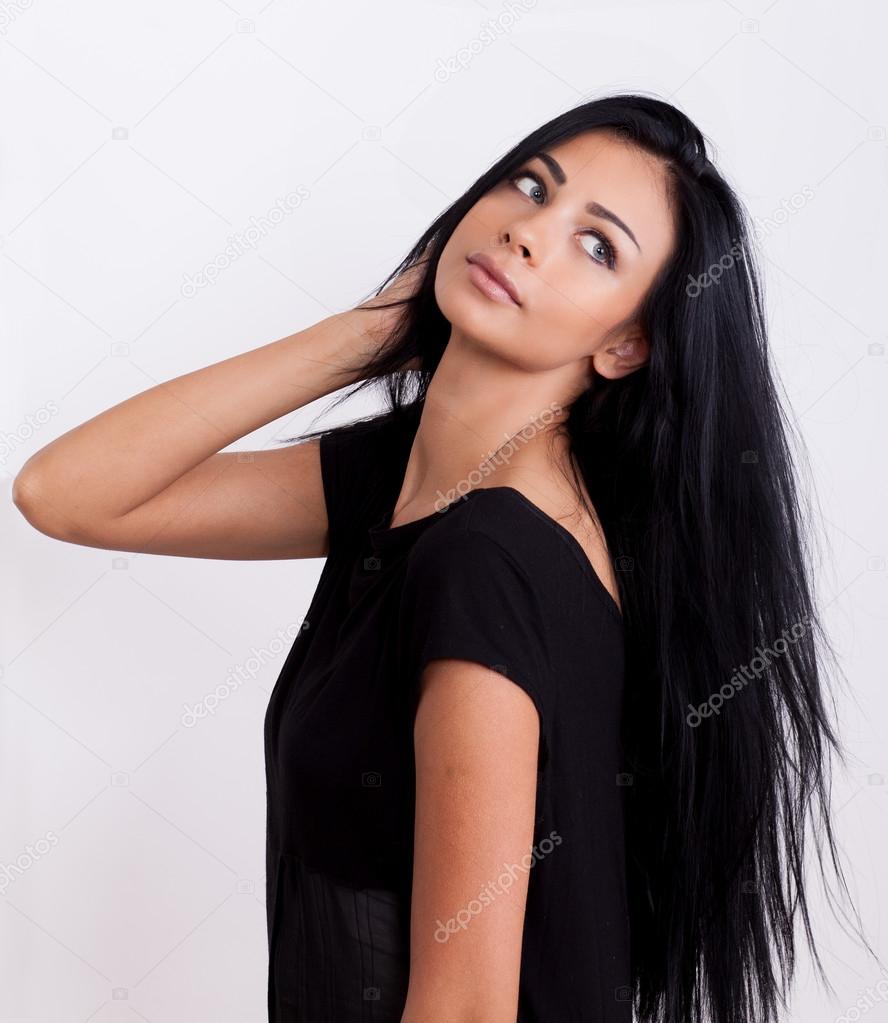 Fille cheveux long noir Fille cheveux long noir