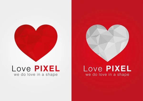 Love pixel a heart with a pixel diamond pattern. — Stock Vector