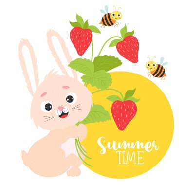Çilekli ve komik arılı şirin bir tavşan. Vektör çizimi. Yaban tavşanı karakteri ve yazıtlı yaz kartı - Tasarım, baskı, kartpostallar, el ilanları için yaz zamanı