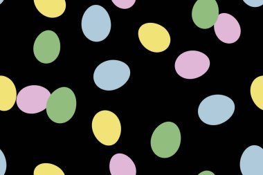 Siyah arka planda renkli Paskalya yumurtaları. Kutlama etkinliği tasarım konsepti, üst görünüm, tam çerçeve. Mutlu Paskalyalar.