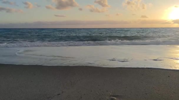 Slow Motion Shot Sea Waves Sunset Background Dramatic Sea Sunrise — стоковое видео