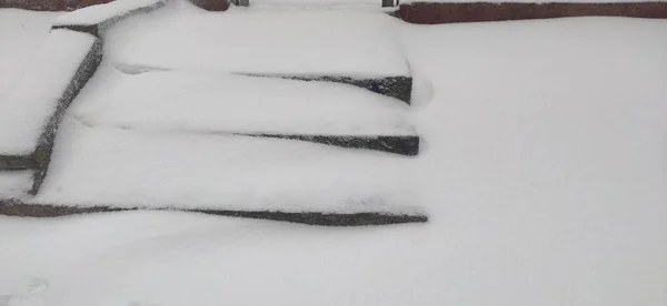 Niedriger Winkel Ansicht Der Schneebedeckten Treppe Schritte Schnee Vollbild Aufnahme — Stockfoto