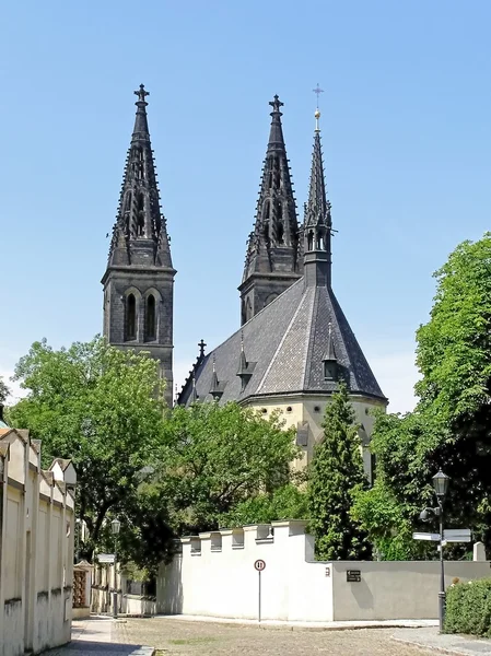 Chrám svatého Petra a Pavla v Praze Vyšehrad — Stock fotografie