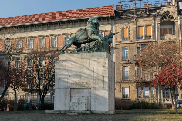 Macaristan Budapeşte Kentindeki Gyoni Geza Meydanı Nda Przemysl Savunucularının Anıtı — Stok fotoğraf