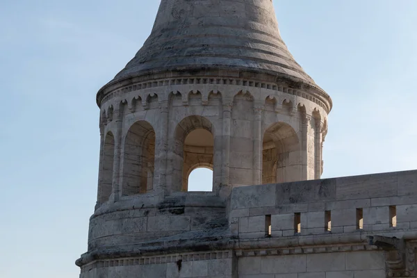 Fortaleza Bastião Dos Pescadores Com Torres Budapeste Hungria — Fotografia de Stock