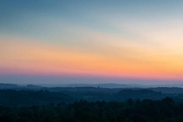 Hill Layers Separated Haze Vibrant Glow Sky Horizon Twilight Hilly — Stock Photo, Image