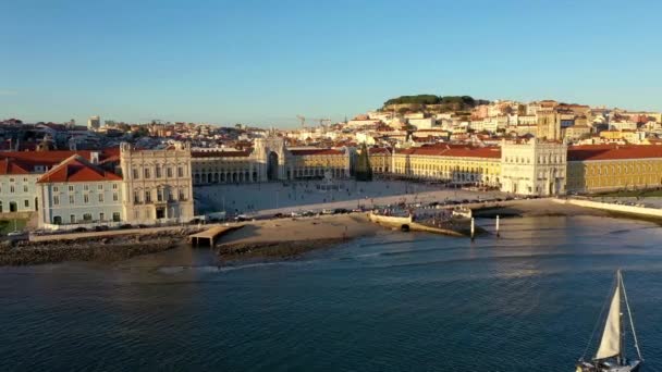 Vue Aérienne Par Drone Arche Rue Augusta Depuis Place Commerce — Video