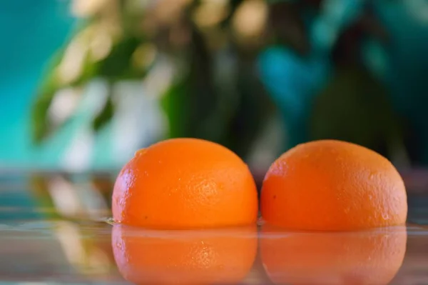 Fruits Orange Tombent Dans Eau Avec Des Gouttes Eau Les — Photo