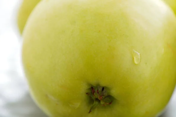 Świeże Jabłka Stole — Zdjęcie stockowe
