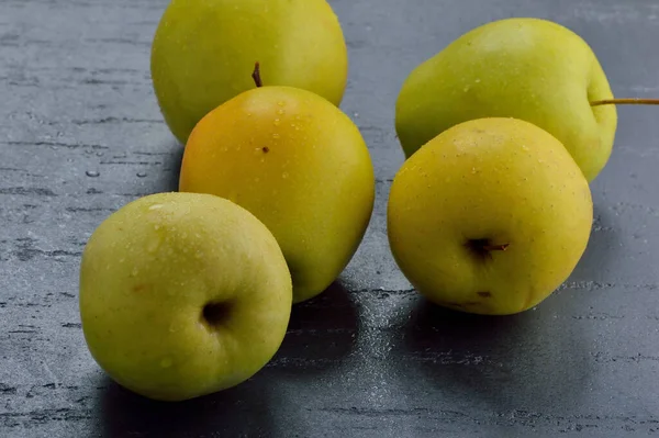 Fruchtnahrung Gelb Saftige Äpfel — Stockfoto