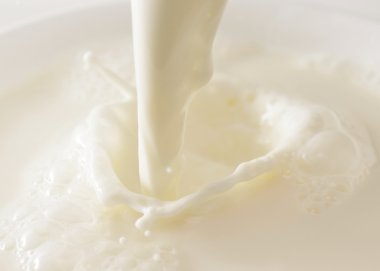 Süt Sıçratma