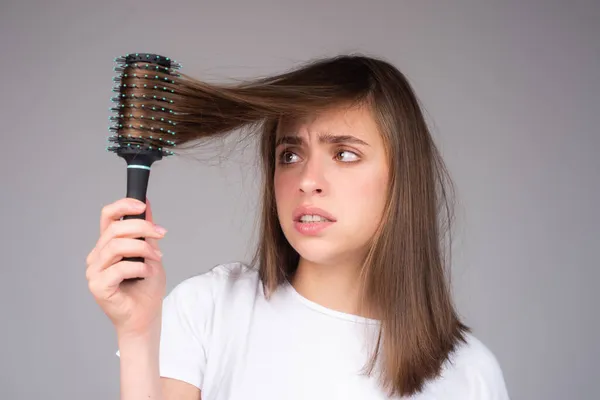 Sad woman with hair loss problem worried about hair loss. — Stock Photo, Image