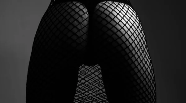 Beautiful sexy lady in elegant black panties. Hot butt. — Stock fotografie