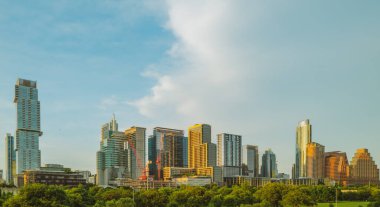 Austin silueti Colorado nehrinin üzerinde, Teksas.