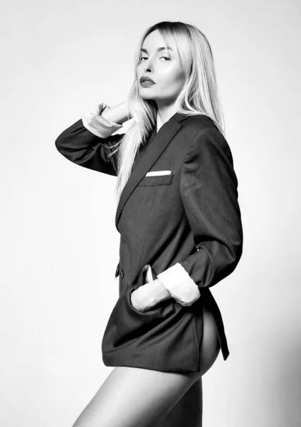 Sexy girl in office suit. Businesswoman style. Sensual sexy naked woman. — Stock Photo, Image