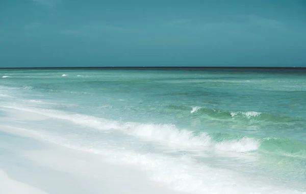 Piękna panorama krajobrazu morskiego. Skład natury. Idealne tło oceanu. — Zdjęcie stockowe