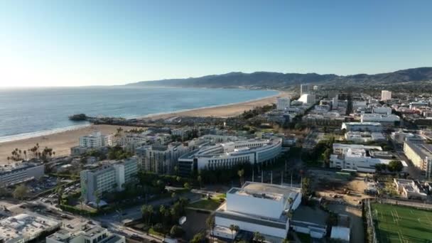 Santa Monica do centro de Drone. Tema da Califórnia com Santa Monica, vista aérea por drone. — Vídeo de Stock