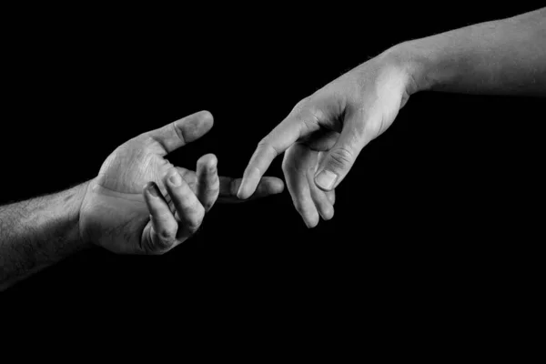 Segítő kéz. Segítő kezet nyújtok. Szolidaritás, együttérzés és jótékonysági mentés. — Stock Fotó